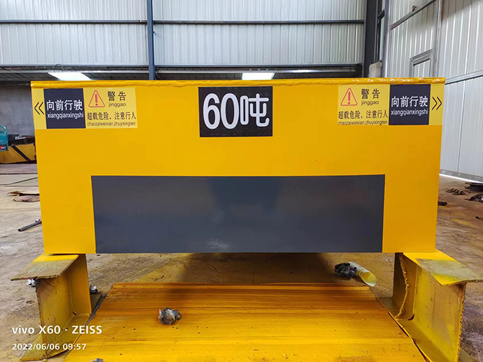 万向电动地坪车