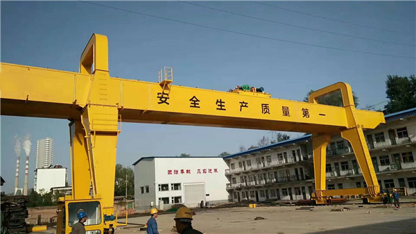 MG双梁门式起重机