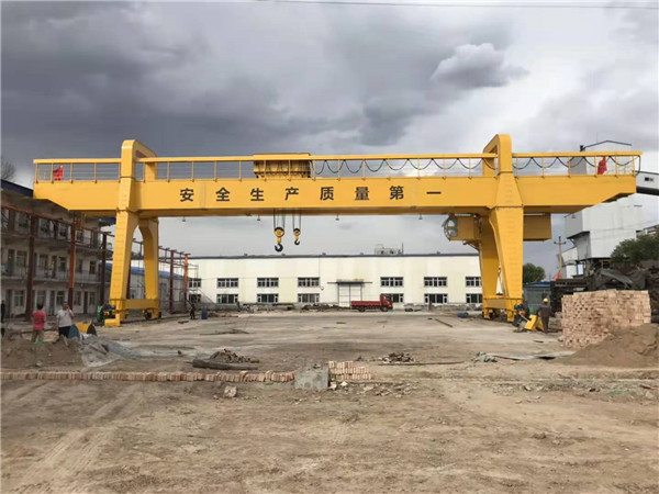 MG双梁门式起重机