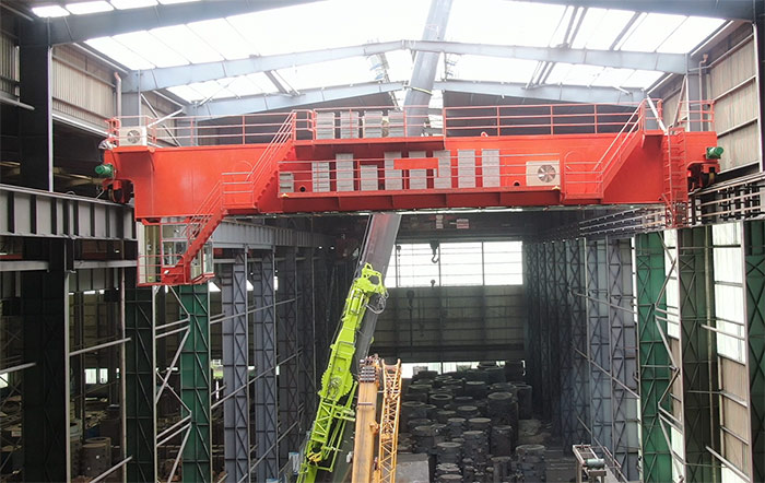 铸造冶金起重机