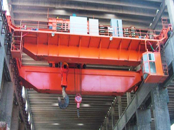 铸造冶金起重机